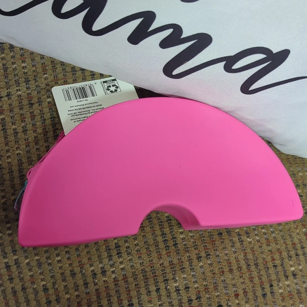 Pen & gear silicone pouch nwt
